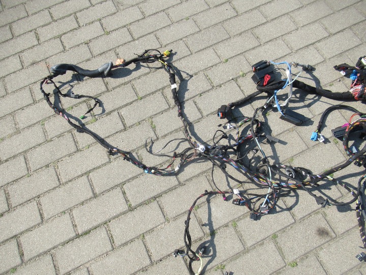 фото №5, Mercedes glc купе amg 6.3 установка джгут 1