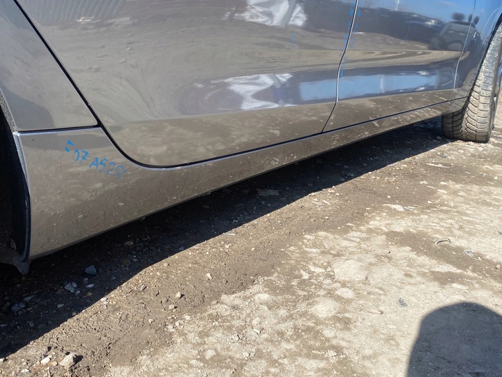 фото №1, Накладка пороговая bmw f07 5gt a52/7 spacegrau