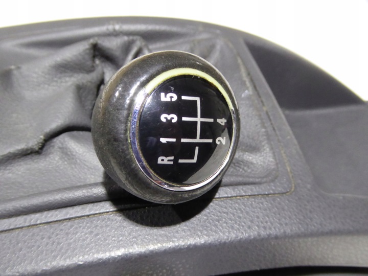 фото №7, Туннель средний чехол vw polo iv 4 6q0 01-05 евро
