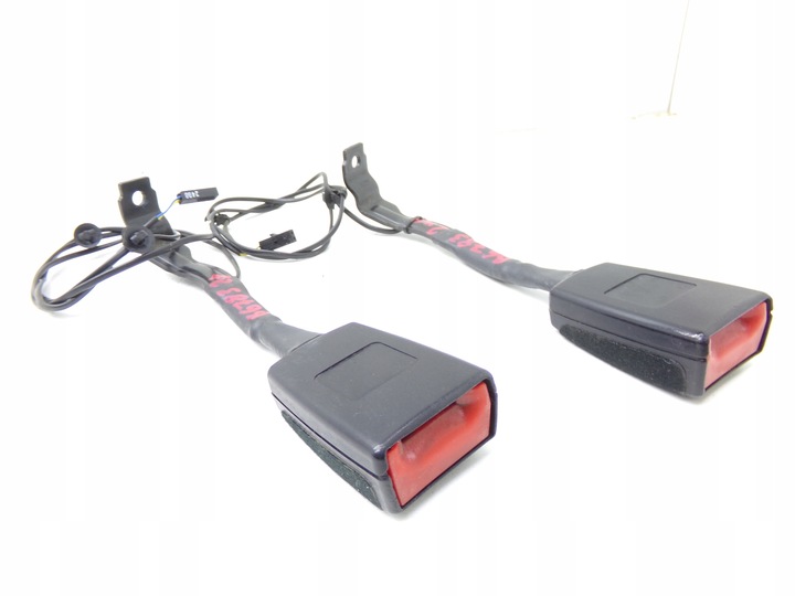 фото №1, Застібка ременя безпеки права праві перед vw scirocco iii 1k8857756e