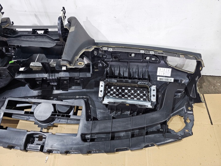 фото №8, Панель капот консоль audi a6 c7 4g1858041 soul