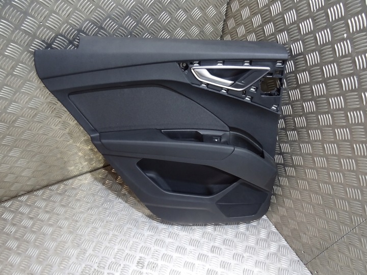 фото №8, Audi q4 e-tron suv сиденья диван обшивки подлокотник комплект