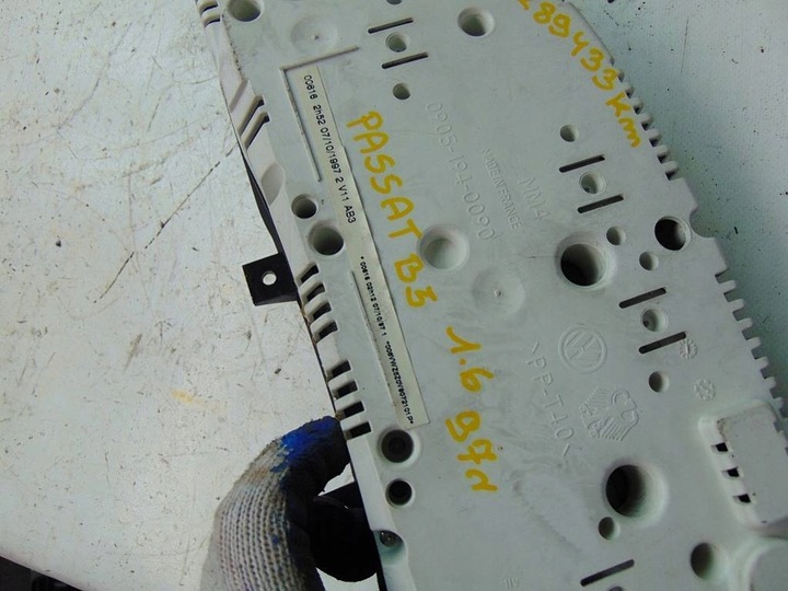 фото №6, Vw passat b5 1.6 101km 97r спидометр przeb:289433km