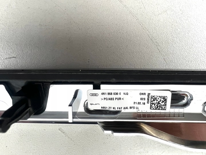 фото №13, Декоры планки декоративный дверь audi a8 s8 d5 4n длинный чёрный пианино 4n4867086 1lq