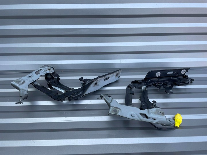 фото №1, Audi q5 80a ii петли капота перед 80a823823d