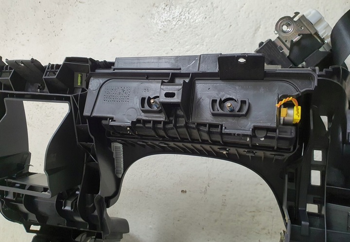 фото №12, Панель консоль подушки ремни citroen c5 iii x7 комплект европа