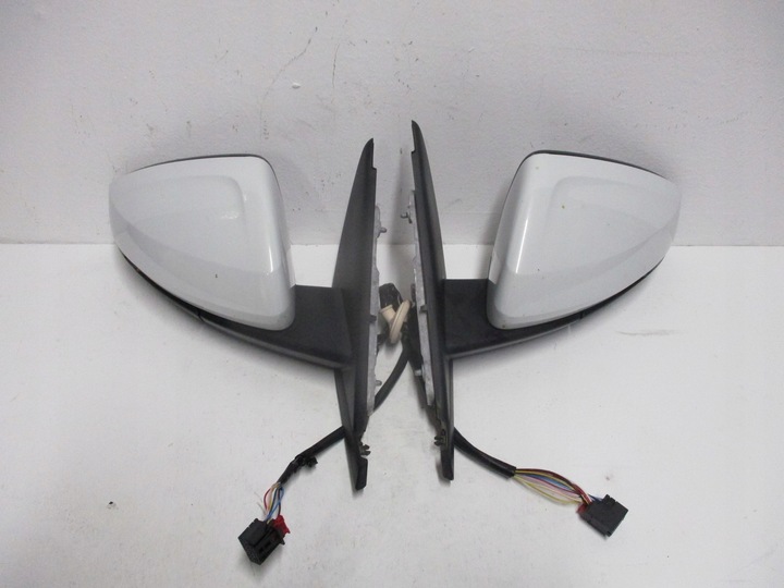 фото №1, Дзеркало audi a1 82a праві