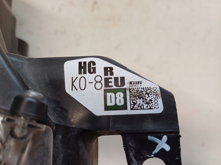 фото №8, Toyota yaris 4 iv 19- лампа права перед повний led k0-8