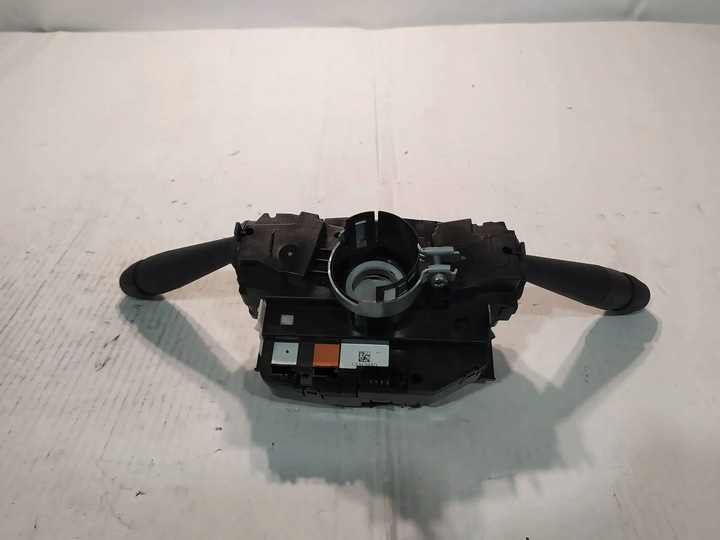 фото №10, Переключатель комбинированный рулевой/подрулевой peugeot 2008 98369220zd00