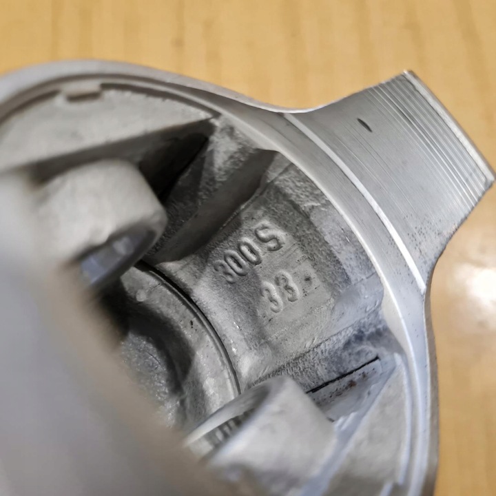 фото №9, Fiat 125p 1300 поршень 72.6 a шкворень виробництво wsk новий !