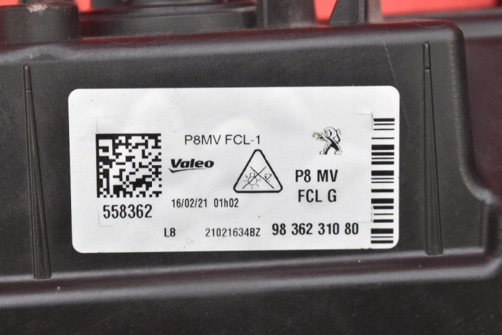 фото №7, Свет движения дневного левое led drl 9836231080 peugeot 5008 2 ii рестайлинг 20-21