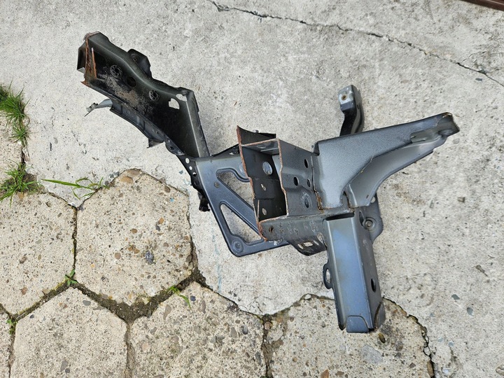 фото №7, Renault megane iii 3 09- ліва сторона лонжерон передня чверть