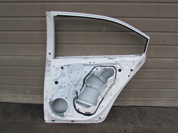 фото №10, Двері праві зад toyota corolla e21 18-22r sedan 040