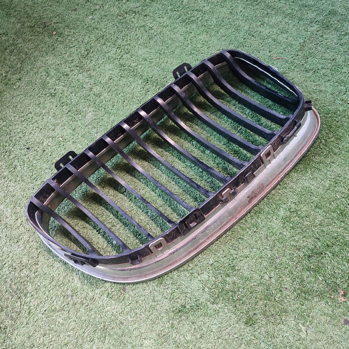 фото №5, Решётка радиатора решётка радиатора левая bmw e90 e91 lci 7201969