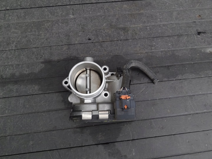 фото №1, Citroen c-elysee 2015 1,6 16v дроссельная заслонка org