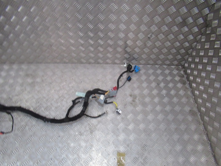 фото №11, Maserati levante установка жгут панели консоли 3.0 d