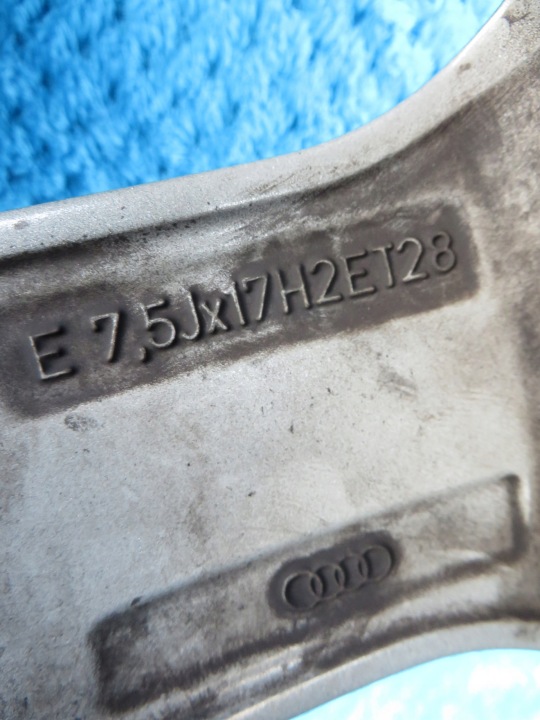 фото №11, Audi a5 8t0 диск 7,5x17 et 28 8t0601025dk