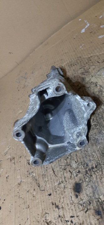 фото №5, Лапи кронштейн двигателя правая 2.2cd w212 a6512233401