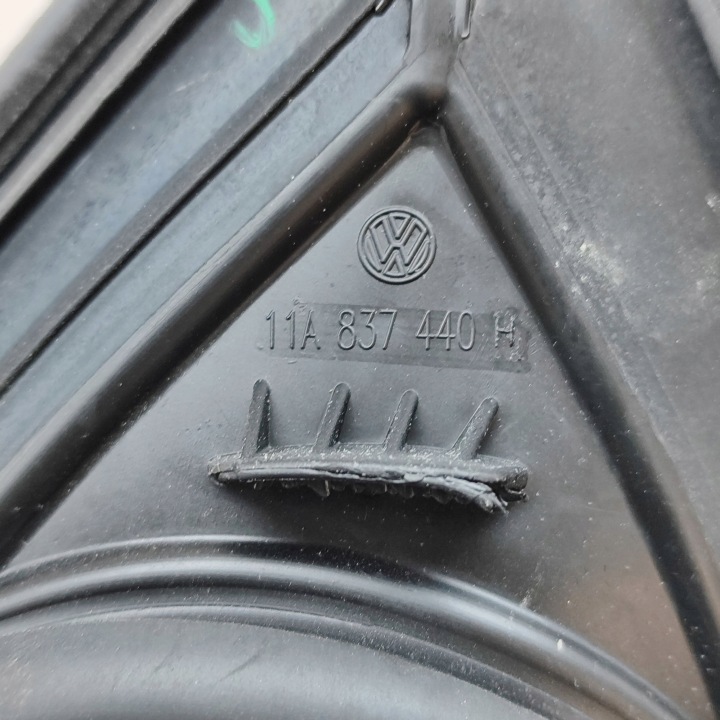 фото №7, Volkswagen id.4 2022 правая сторона резиновая уплотнитель дверь передних