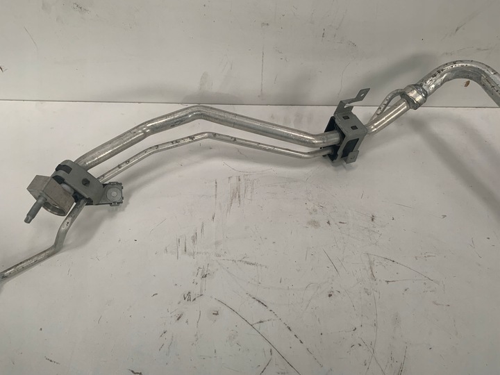 фото №5, Ford втулка стабілізатора mk4 kuga рестайлінг 2023 2024 1.5 eb шланг шланг трубка кондиціонера