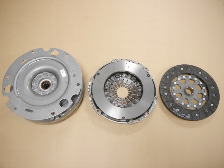 фото №8, Audi колесо двомасовий зчеплення 0cs105266l 0cs141015k оригінал