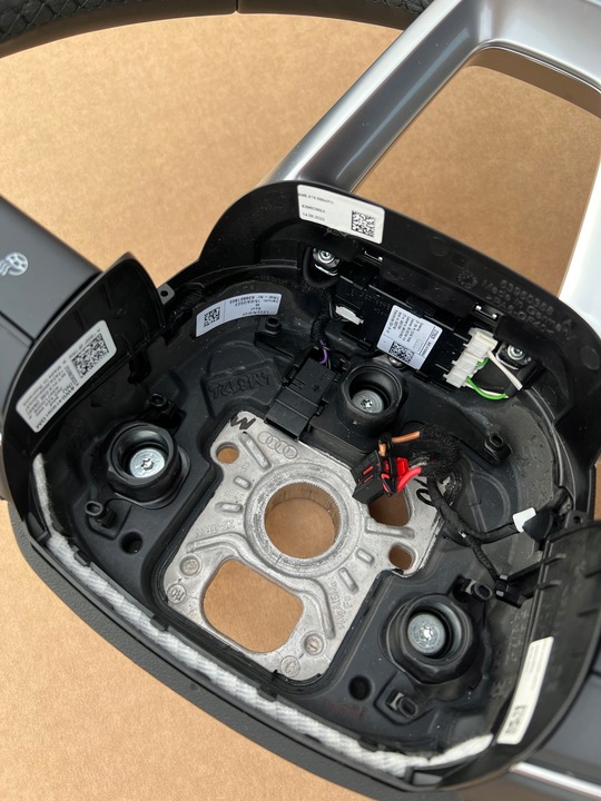 фото №8, Audi a4 a5 8w b9 рестайлинг руль с подогревом сенсорная 8w0419091gm inu