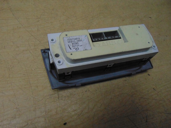 фото №8, Панель керування повітропровід subaru forester ii 03- eu