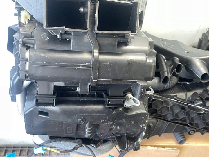 фото №10, Корпус нагрівача + повітродувка + резистор volkswagen caddy 2k5 1k1820308b