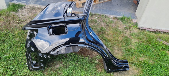 фото №1, Q3 83a крыло обшивка правые правая зад четверть хэтчбек ly9t