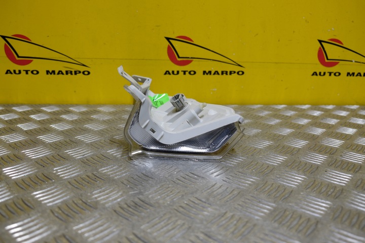 фото №9, Nissan leaf 2010- лампа поворотник перед правая usa