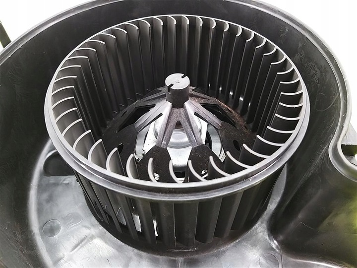 фото №1, Повітродувка вентилятор opel vectra c signum 2002-2008r thermotec резистор