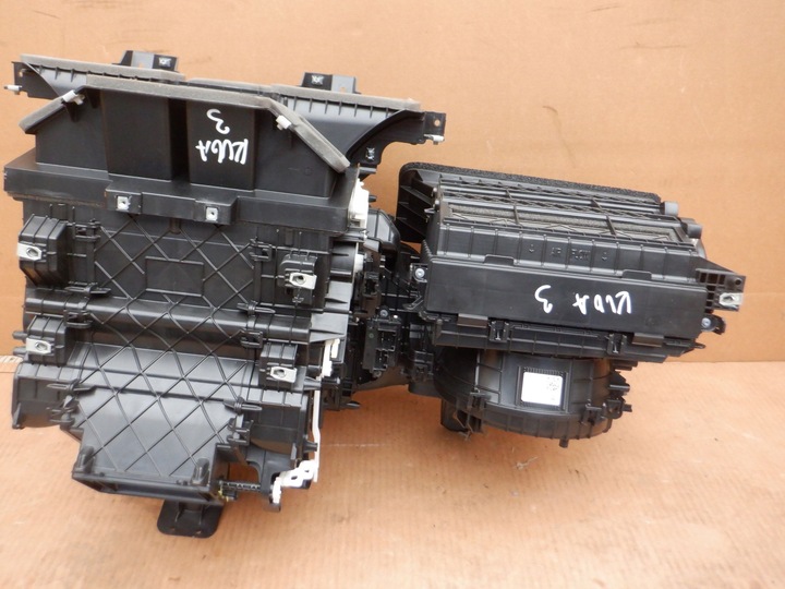 фото №1, Отопитель ford kuga mk3 2.5 phev 2020-