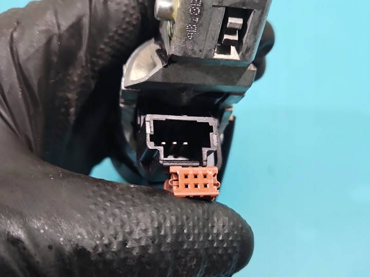 фото №13, Компьютер блок управления двигателя набор 9806713880 peugeot 301 1.6b 16v