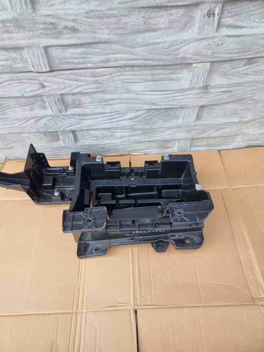фото №8, Dodge ram v 1500 19- основание акумулятора 68292465ac