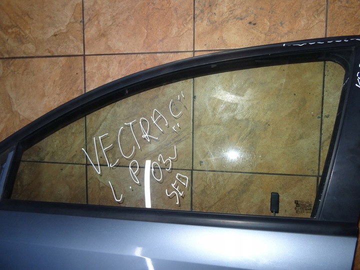 фото №1, Vectra c 1.8b 03' sedan стекло дверь левый перед