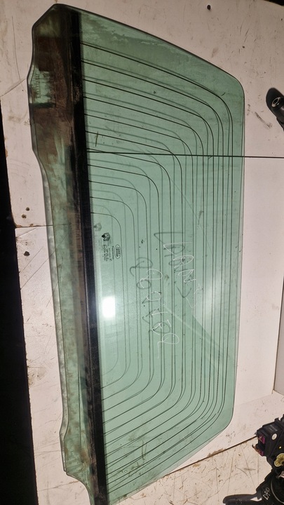 фото №1, Скло зад задня з кришки land rover freelaner i