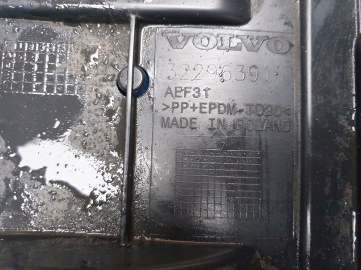 фото №13, Volvo xc60 рестайлинг ii 2 r-design бампер переднее