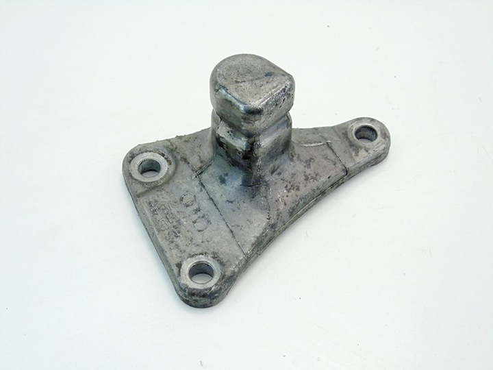 фото №1, Лапи двигателя 3.0 b v6 audi a4 b6 a6 c5 a8 d3