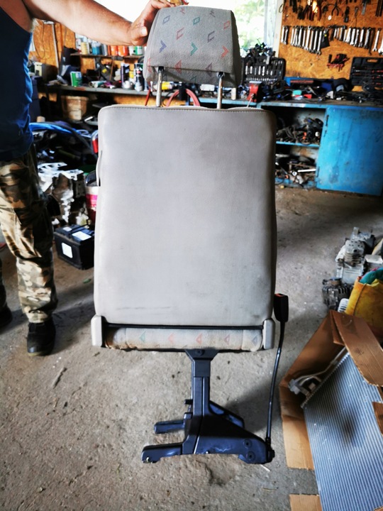 фото №9, Vw t4 сидіння koziołek лівий зад