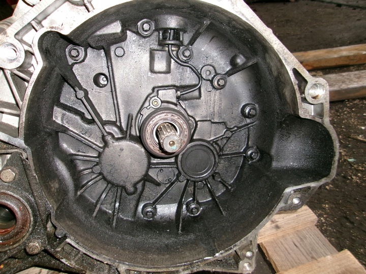 фото №7, Коробка передач коробки передач opel vectra c 1.6b f23 5495775