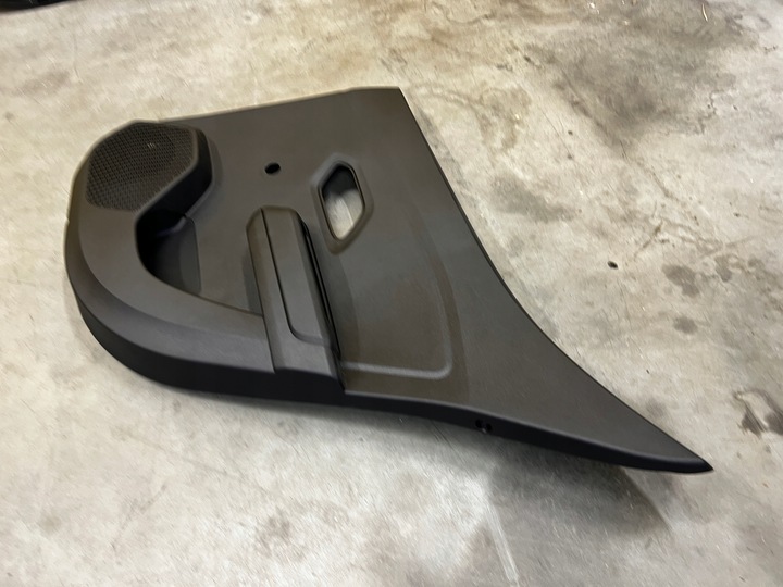 фото №6, Боковина оббивка двері праві зад dacia sandero iii 2023r