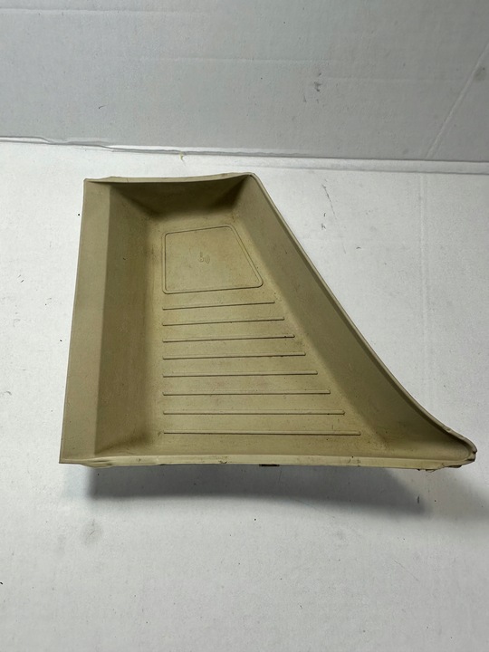 фото №1, Q7 4m резиновая накладка wyściółka туннеля 4m1863383