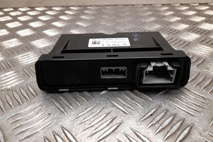 фото №3, Модуль гальма ручного tesla модель s 100761800j 568kw 2017