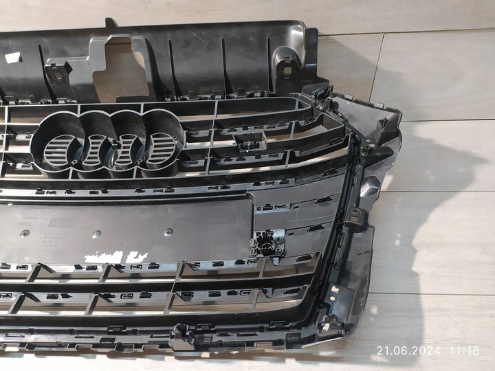 фото №12, 8937. audi s3 a3 s-line решётка радиатора решётка 8v3853651ac