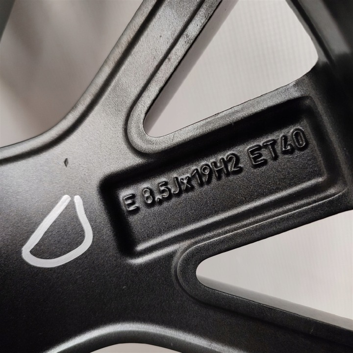 фото №14, Диск audi a4 b9 8w0 19 дюймів 8.5j et40 8w0601025dh