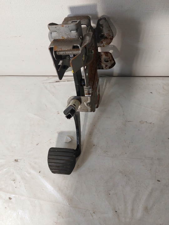 фото №3, Педаль гальма renault scenic iii eu