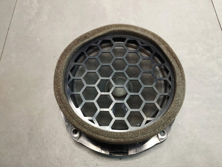 фото №1, Skoda superb 3v динамік двері зад 3v0035411l