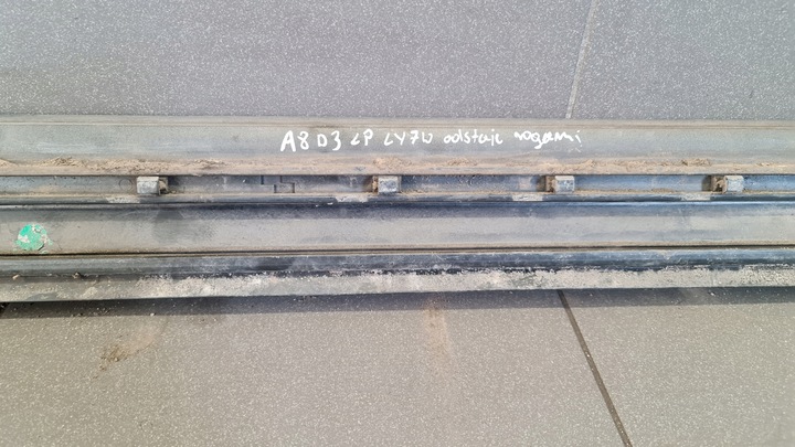 фото №10, Планка дверь левый перед audi a8 d3 ly7w odstaje