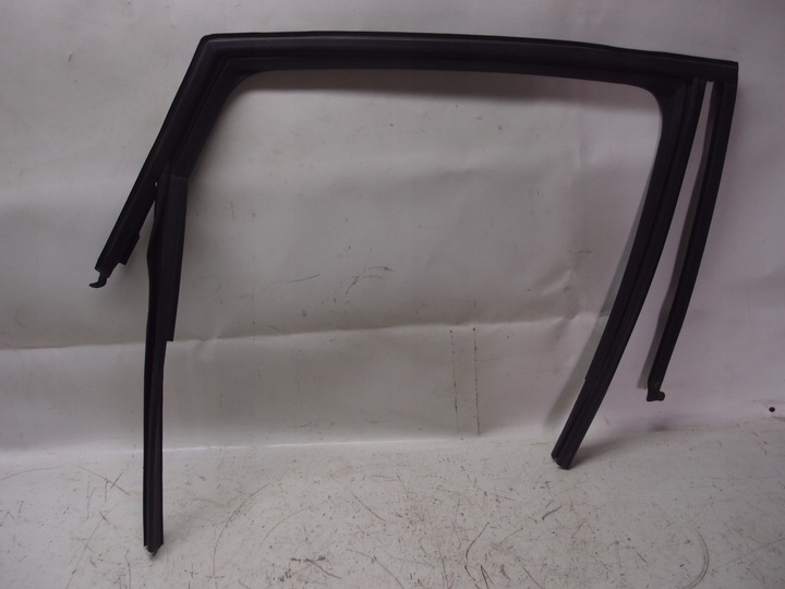 фото №1, Прокладка дверь правые зад arona 6f9839432