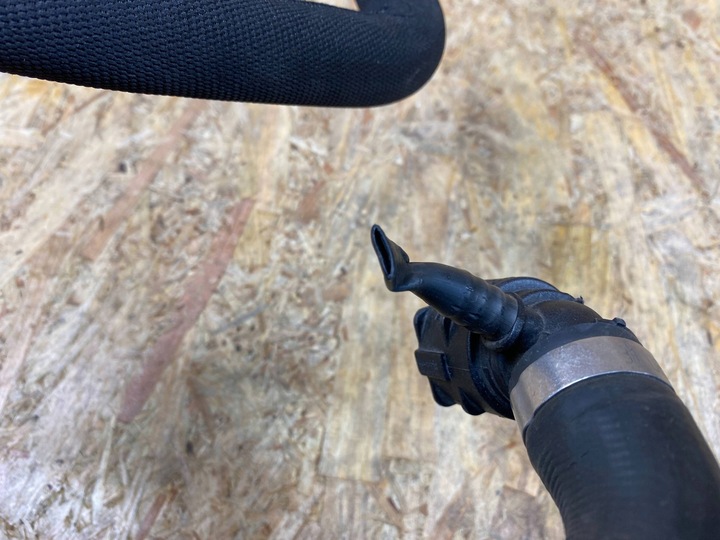 фото №11, Шланг труба шланг води mercedes w205 w253 w213 w238 a2055015600